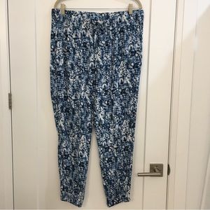 Beachy Casual lounge pants.